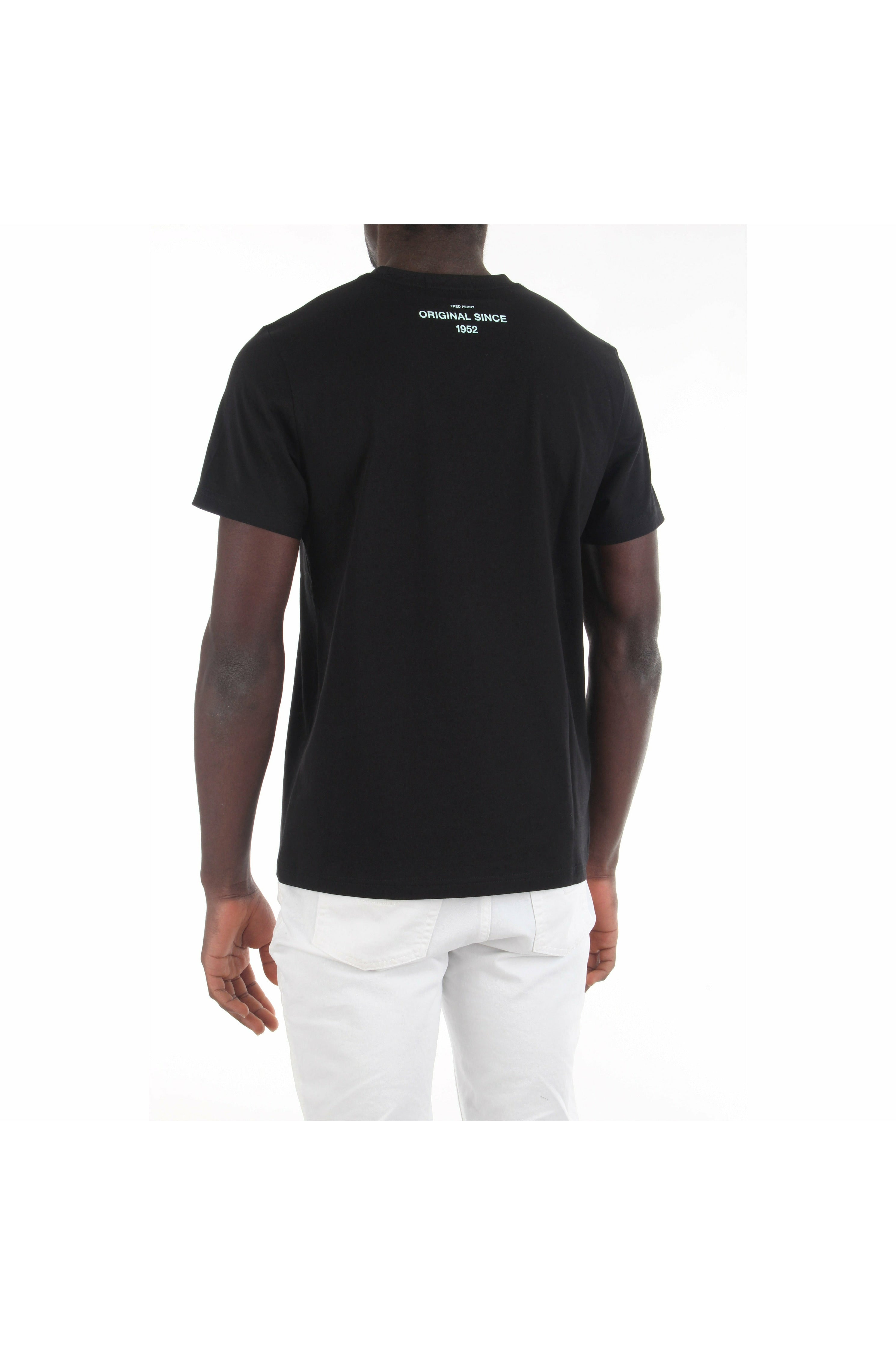 Fred Perry M2675 t-shirt in cotone con stampa logo a contrasto